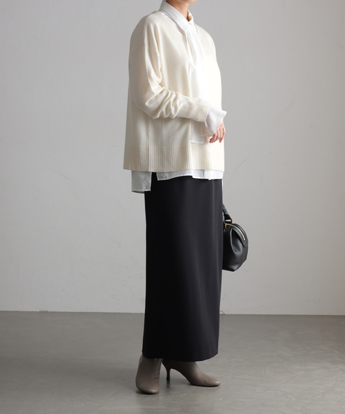 La TOTALITE（ラトータリテ）の「ウールカシミヤクルーネックプルオーバー（ニット/セーター・レディース・ラベンダー/ベージュ/ホワイト/チャコールグレー・FREE）」の21枚目の写真