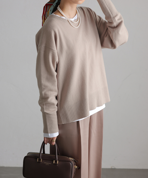 La TOTALITE（ラトータリテ）の「ウールカシミヤクルーネックプルオーバー（ニット/セーター・レディース・ラベンダー/ベージュ/ホワイト/チャコールグレー・FREE）」の14枚目の写真