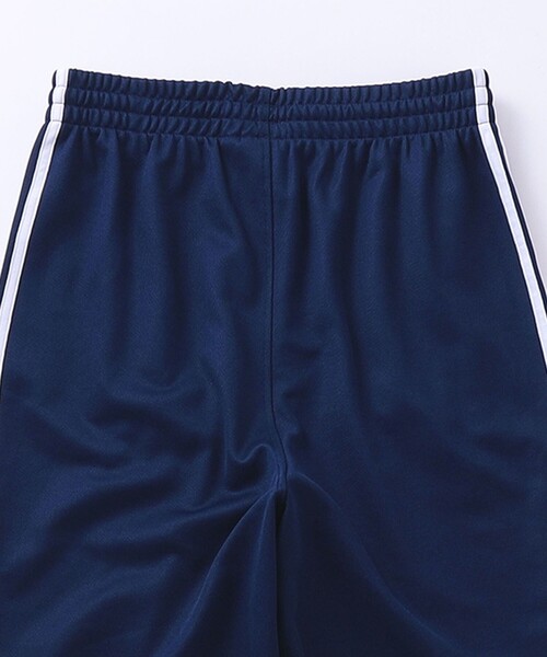 adidas（アディダス）の「adidas: アディカラー バギーフィット