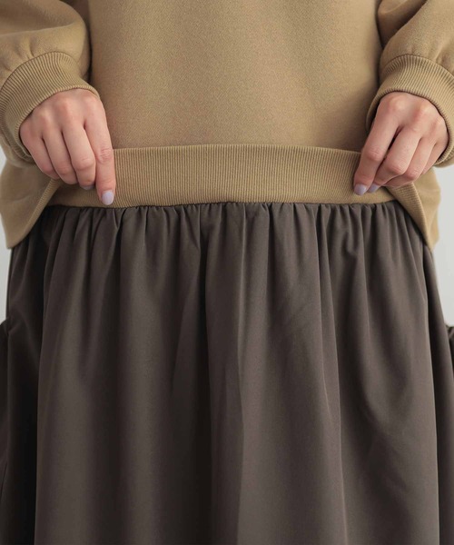 n'OrLABEL（ノアールレーベル）の「【機能素材】『裏起毛異素材ドッキングフードワンピース』（ワンピース・レディース・ブラック/杢グレー/マスタード・FREE）」の13枚目の写真