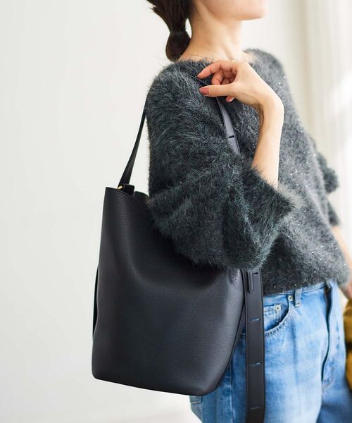 le.coeur blanc（ルクールブラン）の「ソフトホーボーバッグ（ショルダーバッグ・レディース・ブラック/ベージュ・FREE）」の2枚目の写真