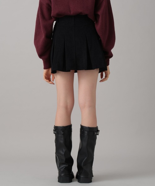 FOREVER 21（フォーエバー トゥエンティーワン）の「【2024FW】コーデュロイプリーツミニスカート（スカート・レディース・ブラック/キャメル・SMALL/MEDIUM）」の22枚目の写真
