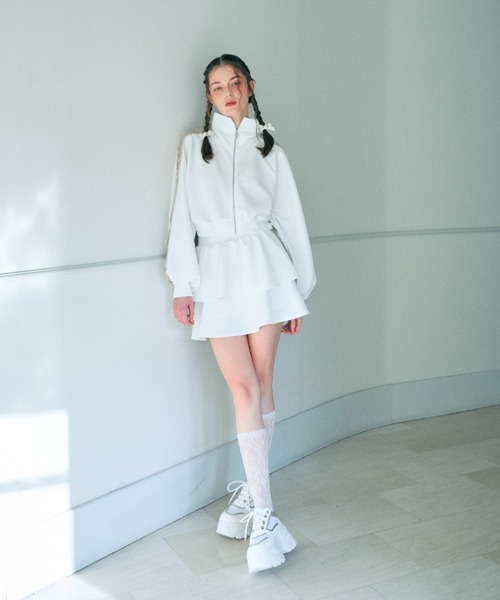 Lovilyn（ラヴィリン）の「配色レースクロップドトラックジャケット(ジャージ)(セットアップ可能)（ジャージ・レディース・グレー/ブラック/ホワイト・FREE）」の7枚目の写真