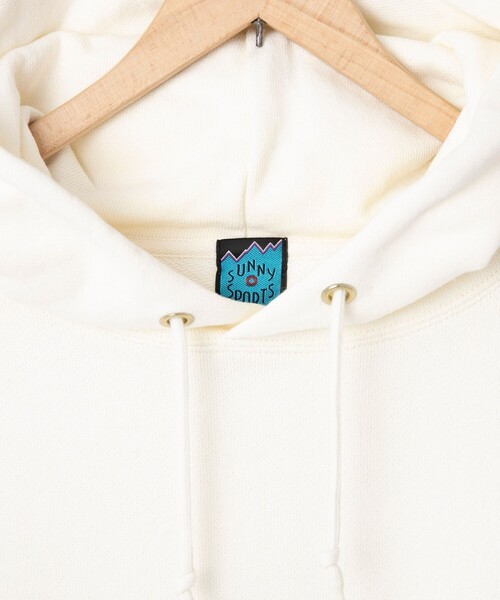 coen(コーエン)の「SunnySports(サニースポーツ)別注 ワンポイントハート刺繍パーカー(パーカー・メンズ・ホワイト/ネイビー・M/L/XL)」の18枚目の写真