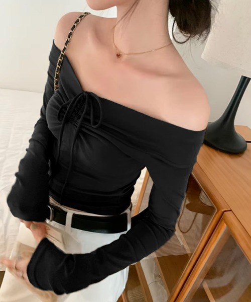 ALTROSE（アルトローズ）の「クロップド ショート丈 フロントリボントップス ギャザー オフショル（Tシャツ/カットソー・レディース・グリーン/ブラック/アイボリー・FREE）」の22枚目の写真