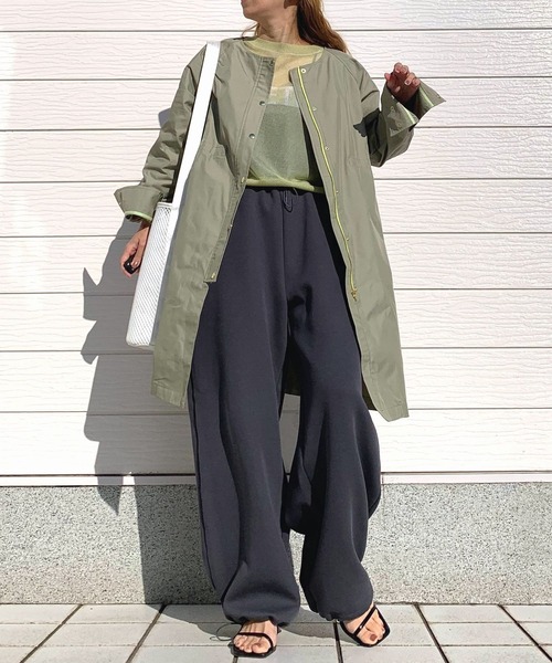 Q(キュー)の「ダンボールワイドシルエットパンツ(その他パンツ・レディース・チャコールグレー/グリーン・MEDIUM)」の6枚目の写真