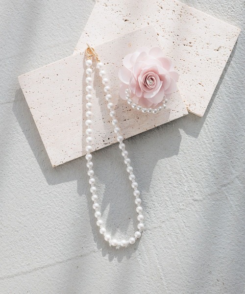 GLOBAL WORK（グローバルワーク）の「シェルパール&コサージュ/250497（ネックレス・レディース・ピンク/グレー・ONE SIZE）」の2枚目の写真