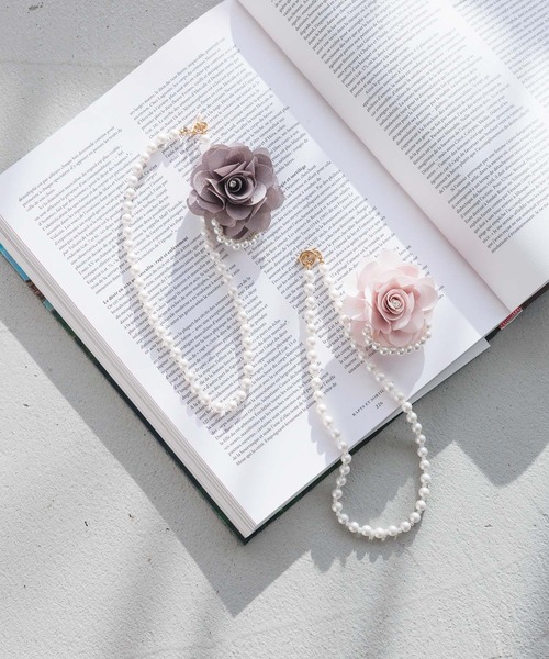 GLOBAL WORK（グローバルワーク）の「シェルパール&コサージュ/250497（ネックレス・レディース・ピンク/グレー・ONE SIZE）」の3枚目の写真