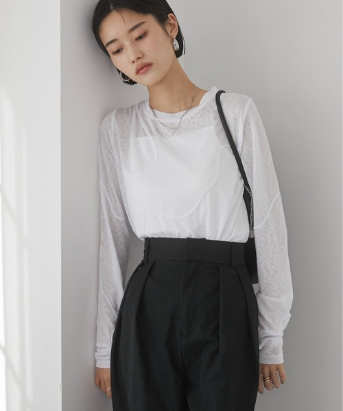 ANGIE(アンジー)の「コード刺繍 シアートップス(Tシャツ/カットソー・レディース・オフホワイト/杢グレー/ブラック/イエロー・FREE)」の16枚目の写真