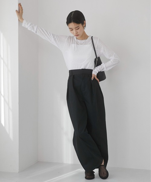 ANGIE(アンジー)の「コード刺繍 シアートップス(Tシャツ/カットソー・レディース・オフホワイト/杢グレー/ブラック/イエロー・FREE)」の11枚目の写真