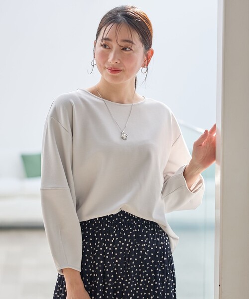 ANY(エニィ)の「【5色展開】サカリバランタンスリーブプルオーバー(Tシャツ/カットソー・レディース・アイボリー系/グリーン系/ベージュ系/ブラック系/ブルー系・F)」の20枚目の写真