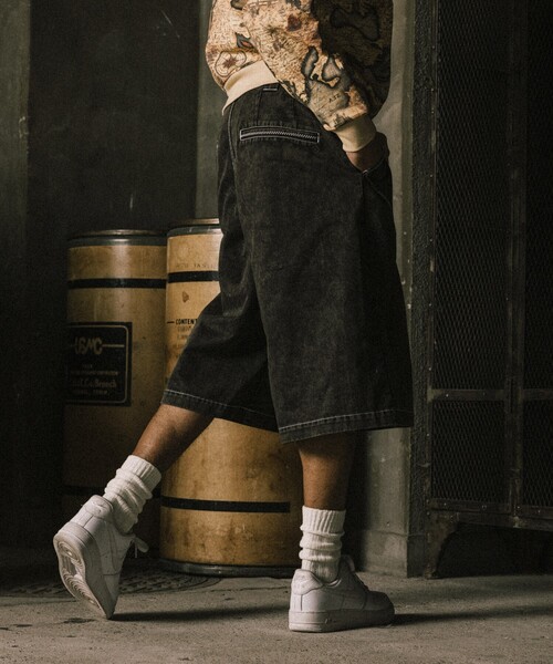 NAUTICA(ノーティカ)の「NAUTICA JEANS CO./ノーティカジーンズ Faded Gizastitch T/C Curve Cropped Pants/フェイデッド ギザステッチ コットンポリエステル カーブ クロップドパンツ(その他パンツ・メンズ・ネイビー/ブラック・SMALL/MEDIUM/LARGE)」の21枚目の写真