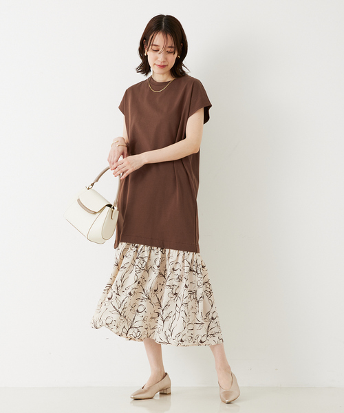 abahouse mavie（アバハウスマヴィ）の「【大人のいちまんワンピ】プリントコンビワンピ/春服/夏服（ワンピース・レディース・ブラウン/ブラック/ネイビー・フリー）」の2枚目の写真