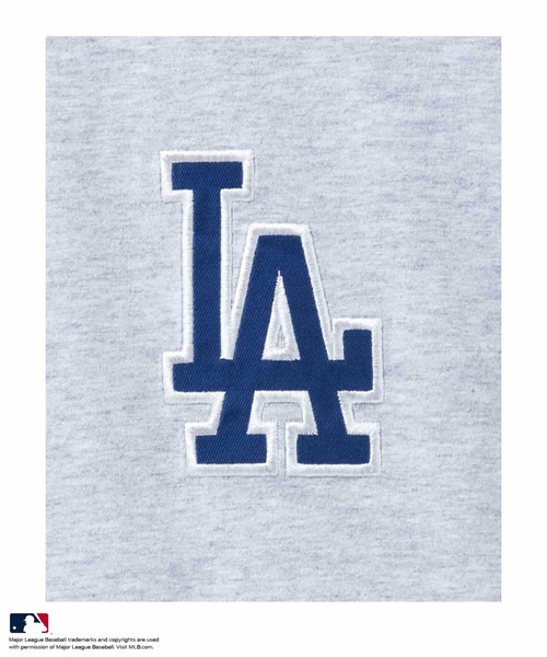 MLB(メジャーリーグベースボール)の「MLB / メジャーリーグベースボール ツイルワッペン ロングスリーブTシャツ(Tシャツ/カットソー・メンズ・ナチュラル/ホワイト/ブラック/ネイビー/アッシュグレー・L/XL/M)」の16枚目の写真