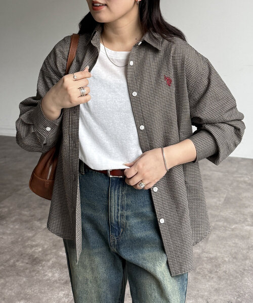 CPCM（シーピーシーエム）の「シアサッカーチェックシャツ（シャツ/ブラウス・レディース・ブルー/イエロー/オレンジ/グリーン/ブラウン・FREE）」の2枚目の写真