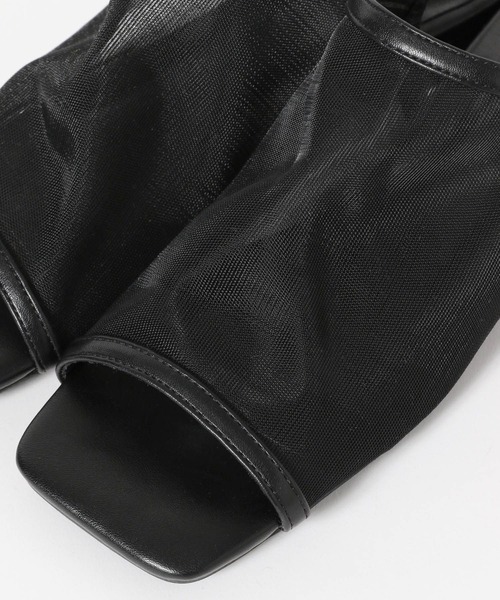 LEPSIM(レプシィム)の「シアーフラットサンダル 323224(サンダル・レディース・ブラック/ベージュ・LARGE/MEDIUM)」の13枚目の写真