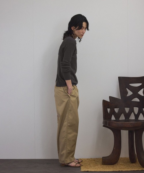 SALON adam et rope'（サロン アダム エ ロペ）の「【WEB限定】ループヤーンノースリーブニットプルオーバー（タンクトップ・レディース・オフホワイト/チャコールグレー/レッド系その他4・FREE）」の7枚目の写真