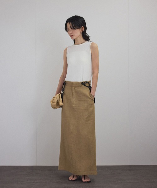 SALON adam et rope'（サロン アダム エ ロペ）の「【WEB限定】ループヤーンノースリーブニットプルオーバー（タンクトップ・レディース・オフホワイト/チャコールグレー/レッド系その他4・FREE）」の8枚目の写真