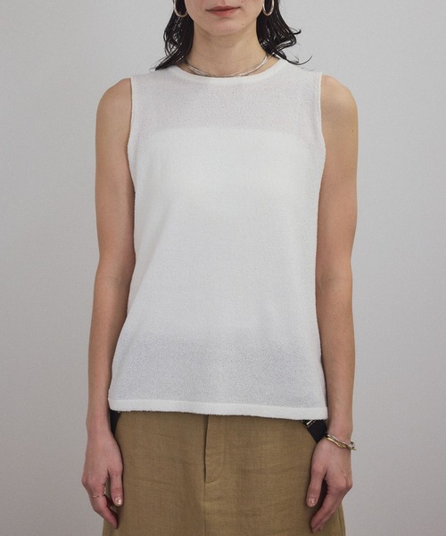 SALON adam et rope'（サロン アダム エ ロペ）の「【WEB限定】ループヤーンノースリーブニットプルオーバー（タンクトップ・レディース・オフホワイト/チャコールグレー/レッド系その他4・FREE）」の12枚目の写真