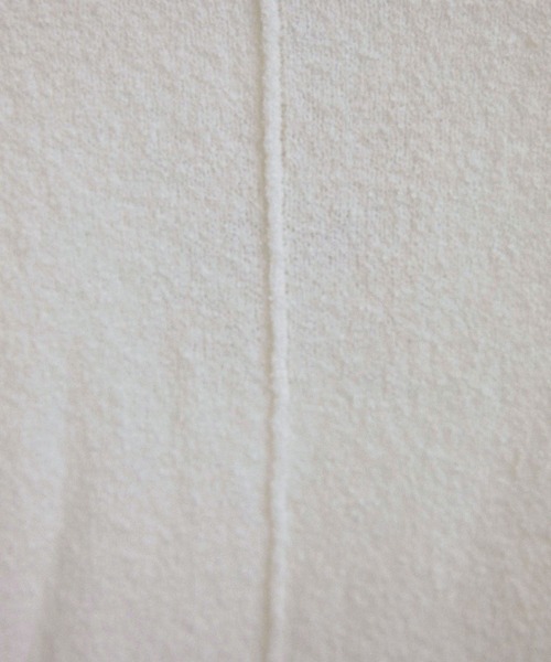 SALON adam et rope'（サロン アダム エ ロペ）の「【WEB限定】ループヤーンノースリーブニットプルオーバー（タンクトップ・レディース・オフホワイト/チャコールグレー/レッド系その他4・FREE）」の19枚目の写真