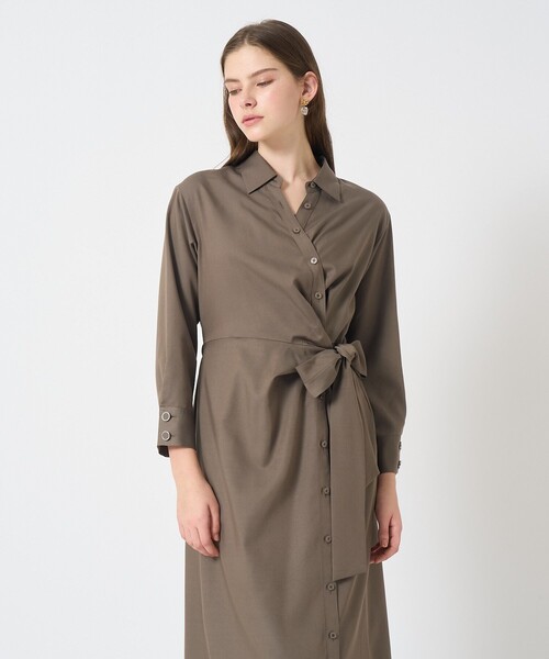 ANAYI(アナイ)の「テンセルツイルカシュクールワンピース(ワンピース・レディース・インディゴブルー/カーキ/グレイッシュベージュ・38/36/34)」の11枚目の写真