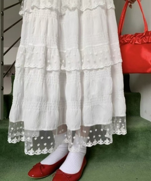 gossip!ロサンゼルス(ゴシップロサンゼルス)の「レースフリルティアードスカート ヴィンテージ カジュアル&シンプル(スカート・レディース・ホワイト・FREE)」の8枚目の写真