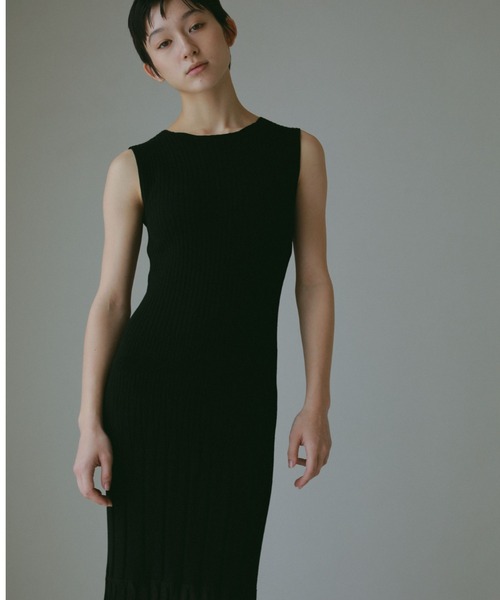 CASA FLINE（カーサフライン）の「透かし編みリブレースニットドレス（ワンピース・レディース・ベージュ/ブラック/ラベンダー・FREE）」の8枚目の写真