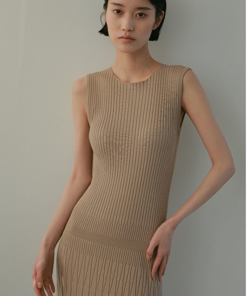 CASA FLINE（カーサフライン）の「透かし編みリブレースニットドレス（ワンピース・レディース・ベージュ/ブラック/ラベンダー・FREE）」の19枚目の写真