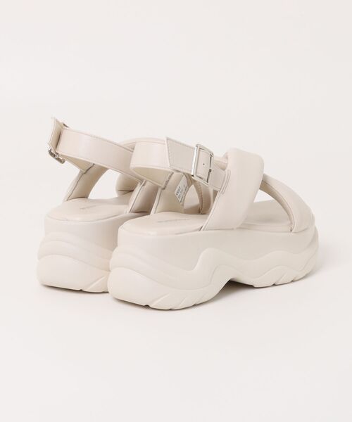 sesenta（セセンタ）の「【sesenta】レディースカジュアルサンダル（サンダル・レディース・ブラック/アイボリー・S/M/L/LL）」の3枚目の写真