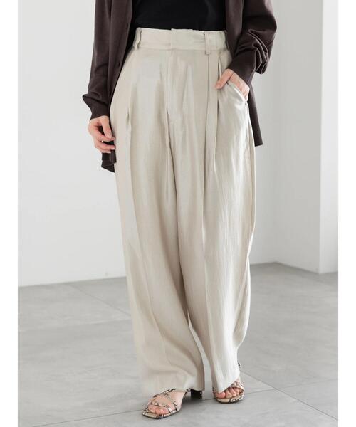 Te chichi(テチチ)の「シャイニー2タックパンツ(その他パンツ・レディース・チャコールグレー/ベージュ/シルバーグレー・F)」の17枚目の写真