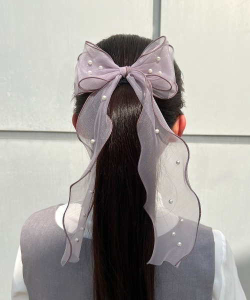 F i.n.t（フィント）の「【一部店舗限定展開/6色展開】パール付きロングリボンバレッタ/fint　フィント（バレッタ/ヘアクリップ・レディース・ピンクベージュ/ライトピンク/ブラック/ライトグレー/ラベンダー/オフホワイト・FREE）」の4枚目の写真