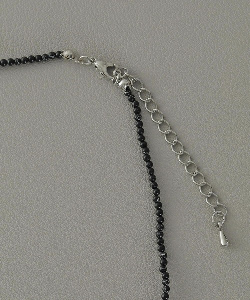 voov（ブーブ）の「ビーズ ショート ネックレス（ネックレス・レディース・ブルー系その他/ブラック/ホワイト/ピンク・フリー）」の19枚目の写真