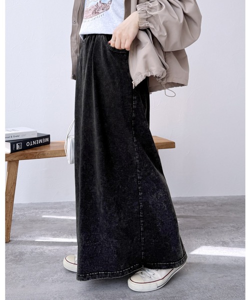 reca（レカ）の「ストレッチデニムスカート（デニムスカート・レディース・ブラック/ブルー・M/L）」の2枚目の写真