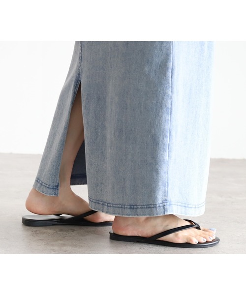 reca（レカ）の「ストレッチデニムスカート（デニムスカート・レディース・ブラック/ブルー・M/L）」の5枚目の写真