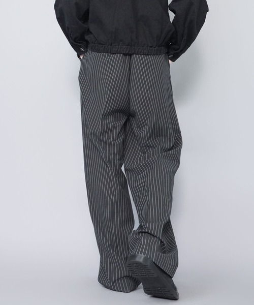 SPINNS（スピンズ）の「ピンストライプワイドスラックスパンツ/センタープレス/モードストリートに最適◎（その他パンツ・メンズ・ブラック/ネイビー/ブラウン・L/M）」の18枚目の写真