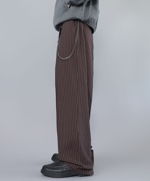 SPINNS（スピンズ）の「ピンストライプワイドスラックスパンツ/センタープレス/モードストリートに最適◎（その他パンツ・メンズ・ブラック/ネイビー/ブラウン・L/M）」の10枚目の写真