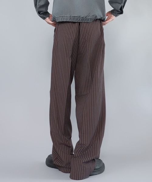 SPINNS（スピンズ）の「ピンストライプワイドスラックスパンツ/センタープレス/モードストリートに最適◎（その他パンツ・メンズ・ブラック/ネイビー/ブラウン・L/M）」の12枚目の写真