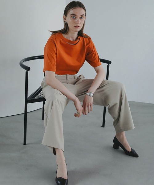 MANOF(マノフ)の「SLIT NECK CUT TOPS(Tシャツ/カットソー・レディース・ホワイト/オレンジ/ブラック・FREE)」の11枚目の写真