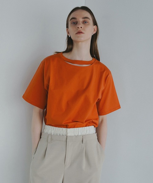 MANOF(マノフ)の「SLIT NECK CUT TOPS(Tシャツ/カットソー・レディース・ホワイト/オレンジ/ブラック・FREE)」の6枚目の写真