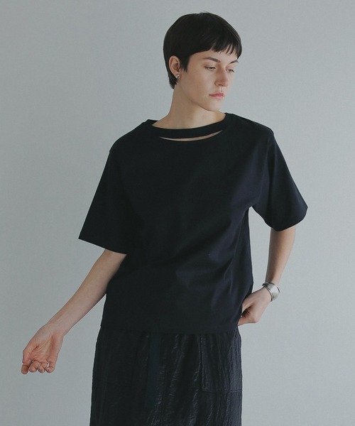 MANOF(マノフ)の「SLIT NECK CUT TOPS(Tシャツ/カットソー・レディース・ホワイト/オレンジ/ブラック・FREE)」の14枚目の写真