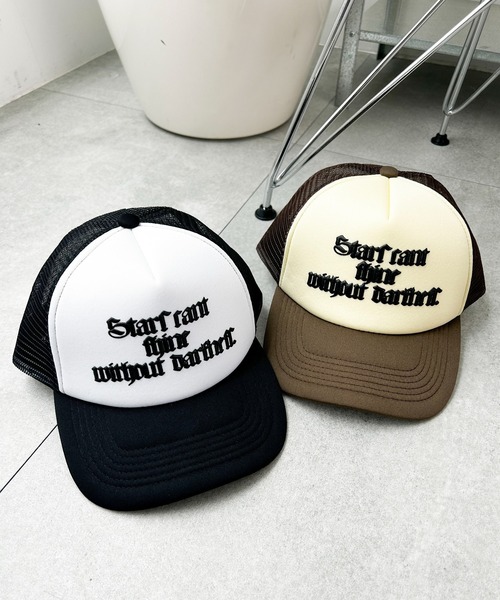 WEGO（ウィゴー）の「WEGO/オールドイングリッシュロゴメッシュキャップ（キャップ・レディース・ブラウン/ブラック・FREE）」の3枚目の写真