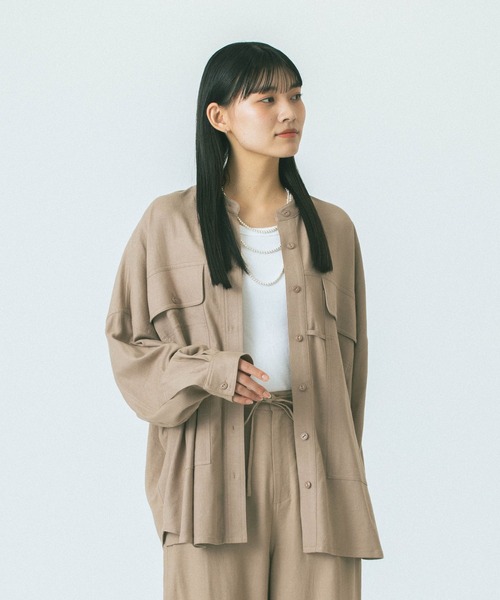 ROSE BUD(ローズバッド)の「(GENE HEAVENS)WORK POCKET BIG SHIRT(シャツ/ブラウス・レディース・ブラック/カーキ/ベージュ・ONE SIZE)」の10枚目の写真