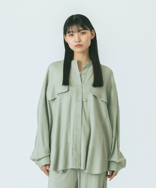 ROSE BUD(ローズバッド)の「(GENE HEAVENS)WORK POCKET BIG SHIRT(シャツ/ブラウス・レディース・ブラック/カーキ/ベージュ・ONE SIZE)」の16枚目の写真