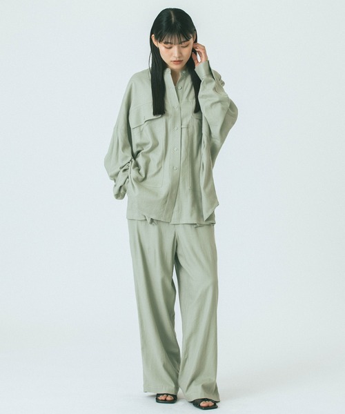 ROSE BUD(ローズバッド)の「(GENE HEAVENS)WORK POCKET BIG SHIRT(シャツ/ブラウス・レディース・ブラック/カーキ/ベージュ・ONE SIZE)」の14枚目の写真