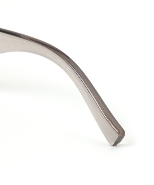 BAYFLOW(ベイフロー)の「スクエアサングラス25(サングラス・メンズ・ベージュ/グレー/ブラック・FREE)」の7枚目の写真