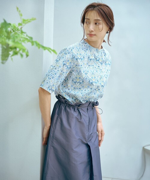J.PRESS Ladies(J.プレス レディス)の「【洗える】シャンブレータフタ ナロー スカート(スカート・レディース・ダルブルー系/黄土色系/ブラック系・XS/S)」の5枚目の写真