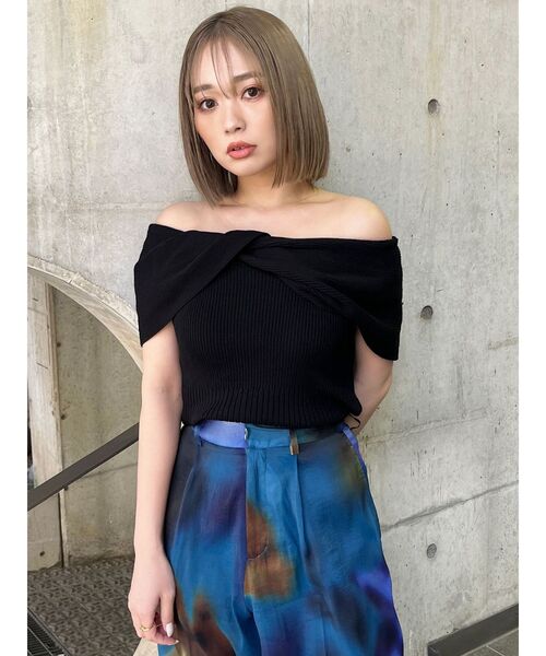 MURUA（ムルーア）の「オフショルダーツイストニット（ニット/セーター・レディース・オレンジ/ブラック・FREE）」の9枚目の写真