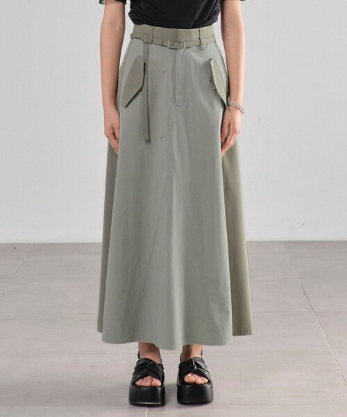 UNITED TOKYO(ユナイテッドトウキョウ)の「リメイクライクフレアスカート|ウォッシャブル/秋服(スカート・レディース・ベージュ/グリーン・1/2)」の14枚目の写真