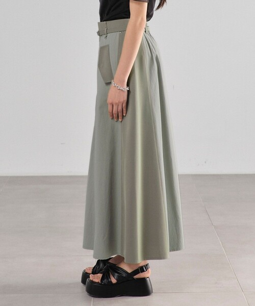 UNITED TOKYO(ユナイテッドトウキョウ)の「リメイクライクフレアスカート|ウォッシャブル/秋服(スカート・レディース・ベージュ/グリーン・1/2)」の15枚目の写真