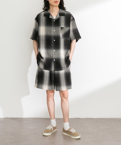 URBAN RESEARCH Sonny Label(アーバンリサーチサニーレーベル)の「オンブレチェックイージーショートパンツ(その他パンツ・メンズ・ブラック/ネイビー・MEDIUM/LARGE)」の7枚目の写真